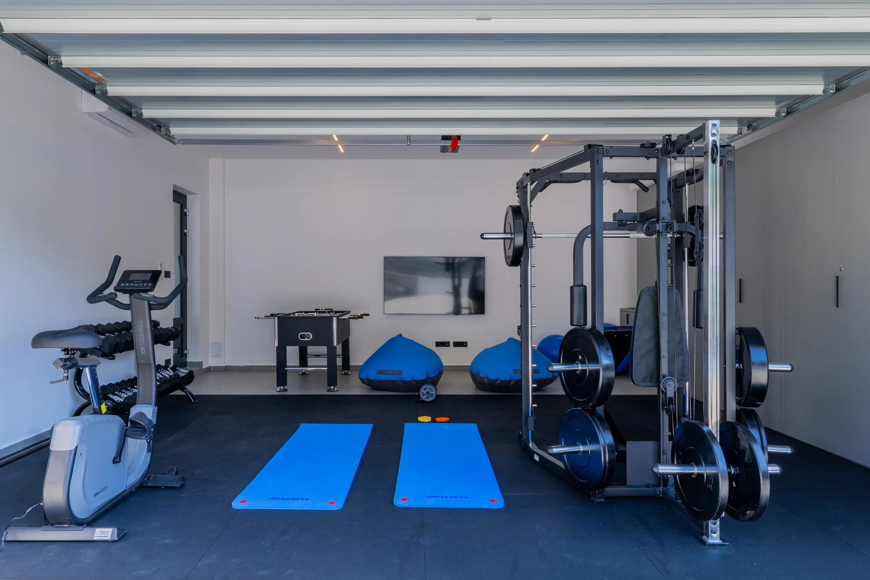 /gym.webp